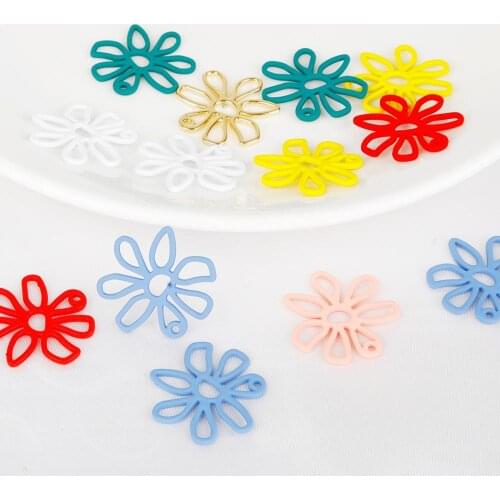 2020 6Pcs Filigree Charms Metal Flower Hollow Pendants Connectors DIY Jewelry for Earring Necklace Bracelet Craft Accessories