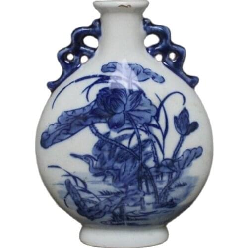 Chinese Old Porcelain Blue And White Flat Porcelain Vase