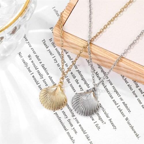 RONGQING 12pcs/lot Shell Necklace 2019 Fashion Gold Chain Seashell Beach Summer Jewelry necklace women men