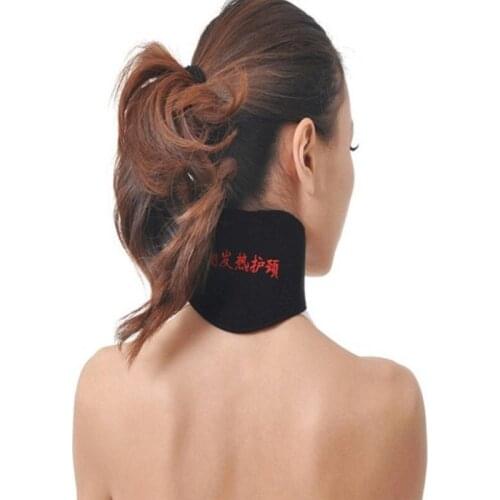 Household cervical neck brace with spontaneous heat summer ultra-thin breathable far red warm neck to neck collar