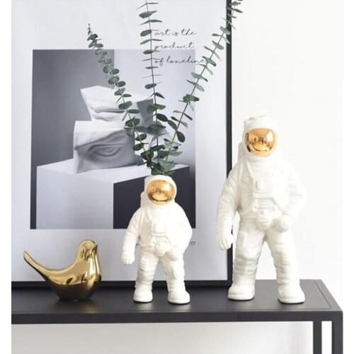 1Pc Cute Astronaut Flower Vase Tabletop Spaceman Vases Decoration Home Living Room Plants Vase Flower Pots Desktop Ornaments