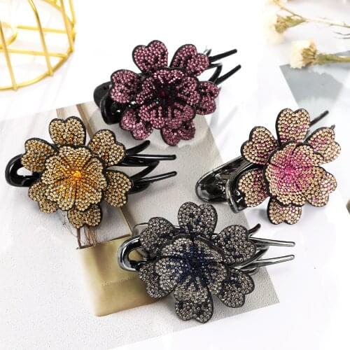 AWAYTR New Female Large Rhinestone Flower Hair Claw Duckbill Clip Headdress Hairpin Plate Hair Grab Fashion Hair Accessories2021