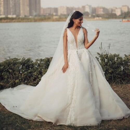 Elegant Princess White Wedding Bridal Dresses V Neck Lace Appliques Tulle Church Robe De Mariee