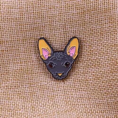 Cat pin badge brooch metal