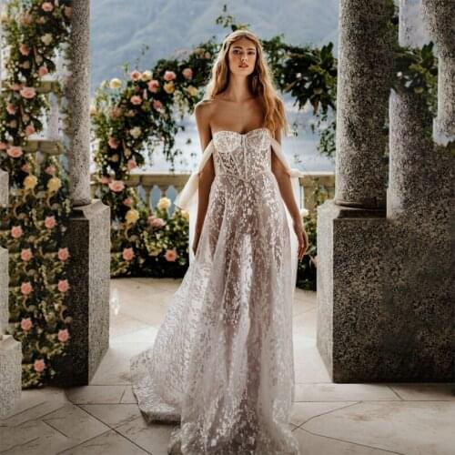 Sexy Sweetheart A Line See Through Wedding Dresses Off Shoulder Champagne Appliques Lace Bridal Gowns for Womens