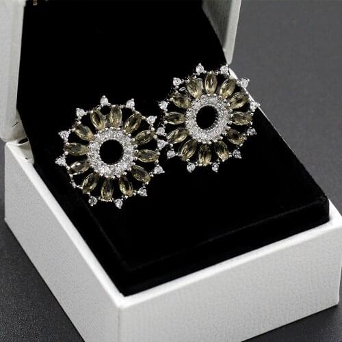 Bohemia Stud Earrings for Women 925 Silver Lovely Sunflower with Light Green Zircon Earrings Beach Jewelry Valentines Day Gift