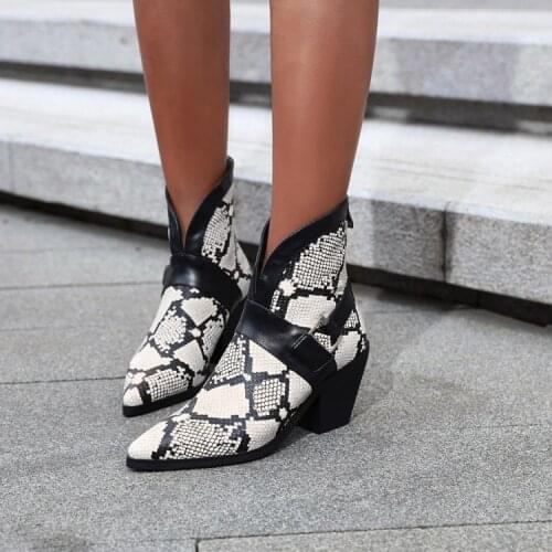 Sexy snake pattern womens boots national style thick heel pattern short boots back zipper high heel nude boots large 43 44 45 4