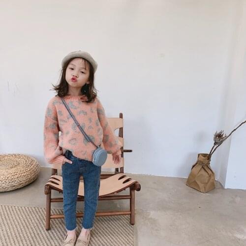 2021 Girls suit autumn and winter Korean new pink leopard sweater casual baby girl sweater