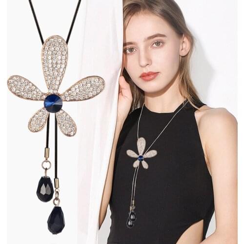 Boho Irregular Rhinestone Flower Black Sweater Chain Women Fashion Blue Crystal Necklaces & Pendants Collier Femme Party Jewelry