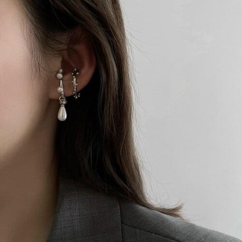 2021 Korean Fashion Asymmetrical Pearl Earrings Female Simple Geometric Clip Earring for Girls Temperament Sweet Jewelry Gifts