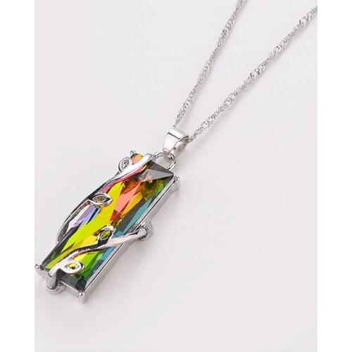 2020new Charm Fashion Holiday Jewelry Colored Square Crystal Leaf Pendant Choke Necklace for Women Girl Jewelry Party Prom Gift