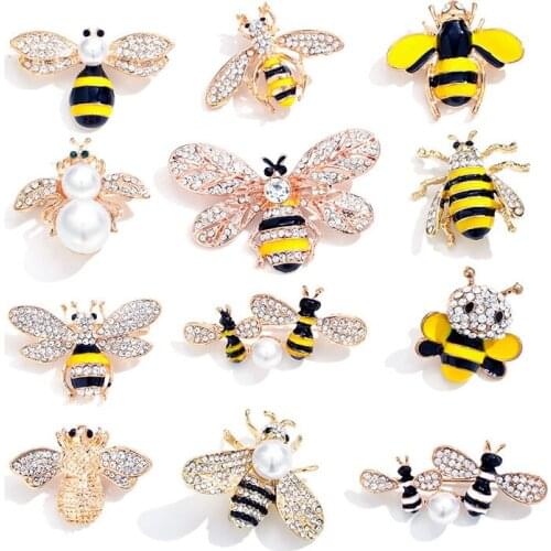 Fashion 3D bee badge brooch jewelry simple girl clothes jewelry chest decoration rhinestone decoration crafts holiday gifts