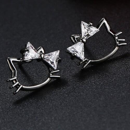 FYM Fashion Black Color Cat Shape Cubic Zirconia Stud Earrings for Bride Jewelry Earring for Women Party