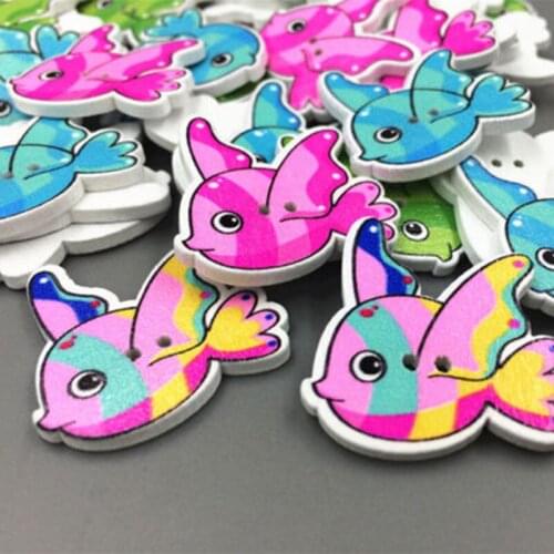 DIY 100pcs Mixed Wood Sewing Buttons Fish Pattern 2 Holes Scrapbooking 30mm