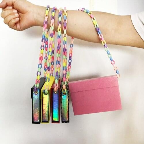 15 chain lash book with pink tweezers with clear tray