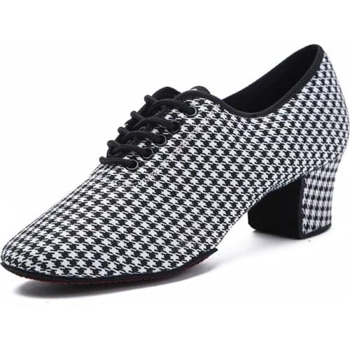 Evkoodance Practice Soft Outsole Ballroom Dance Shoes Grid Latin Salsa Ballroom Dance Shoes Women Split Latin Salsa Dance Shoes