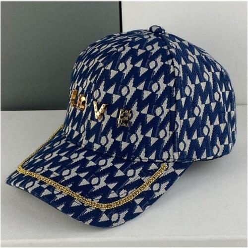Trendy Wild Cap With Rhinestones New Spring, Autumn And Summer Fashion Baseball Cap Travel Sports Sun Visor Hot Sale2021