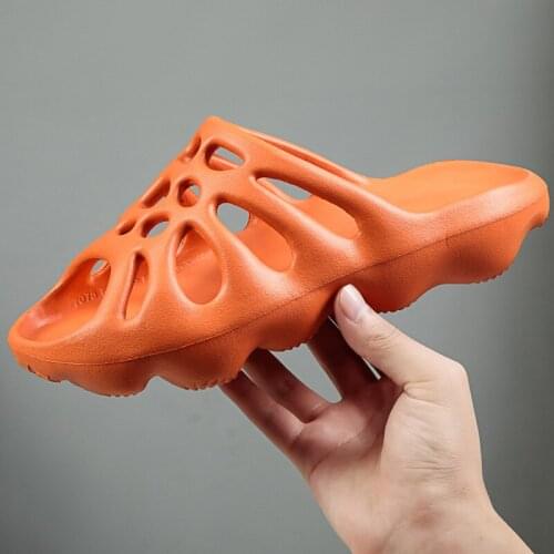 Summer Casual Shoes Men Sandals Soft Outdoor Men Ladies Sports Shoes 2021 Foam Runners Womens Flip-flop Couple Hole Shoe