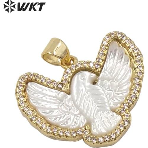 WT-MP196 Amazing women elegant lovely hand make carve shell pigeon with mircopave CZ Setting pendant gold delicate annimal charm