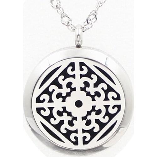 3Style Window Grilles Magnetic Perfume Locket Necklace Pendant 30MM Essential Oil Diffuser Aroma Locket Pendant With Free Pad