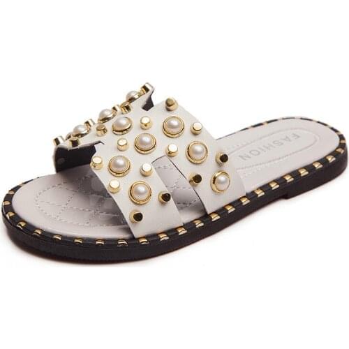 Children Sandals Slippers for Girls Medium Big Kids Teenagers Students Beach Slippers Chic Princess Rivets with Pearls 26-39 Hot
