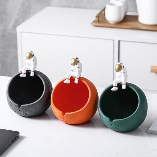 Nordic astronaut ashtray cigar ashtray ashtrays pretty cool ashtray ashtray cute portable ashtray cool ashtray Piggy bank