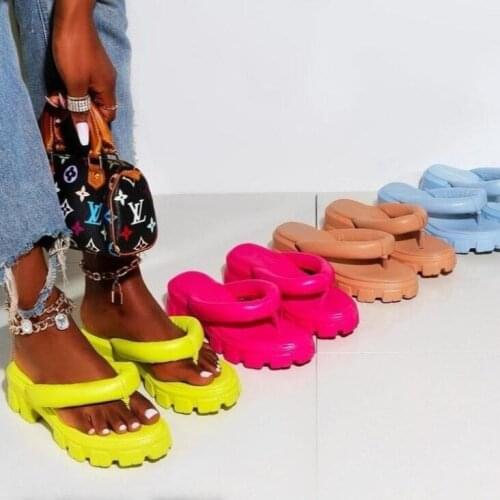 2021 women new sponge platform mid-heel round toe flip flops female large size beach slippers outdoor all-match casual slippers