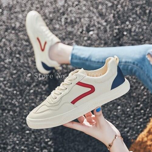 Womens shoes 2021 spring new versatile students little white shoes womens flat running shoes leisure shoes white board shoes