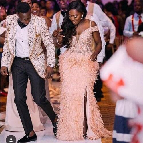 Gorgeous Coral Feather Wedding Dress Off the Shoulder Side Split Lace Crystal Bridal Gown Plus Size Africa Formal Dress