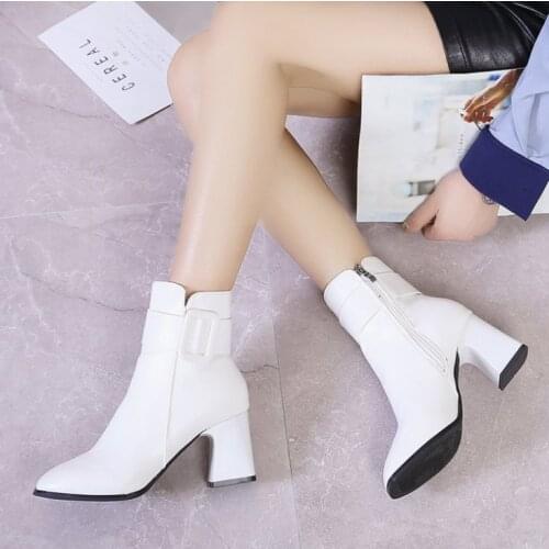 Winter womens leather boots warm and velvet ankle boots
