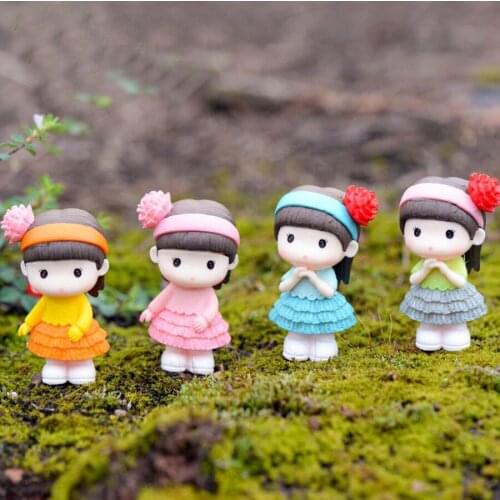 20pcs Beauty Girl-Next-Door Girls Dollhouse Landscape Miniatures Accessories Resin Ornaments Home Garden Decor DIY Material