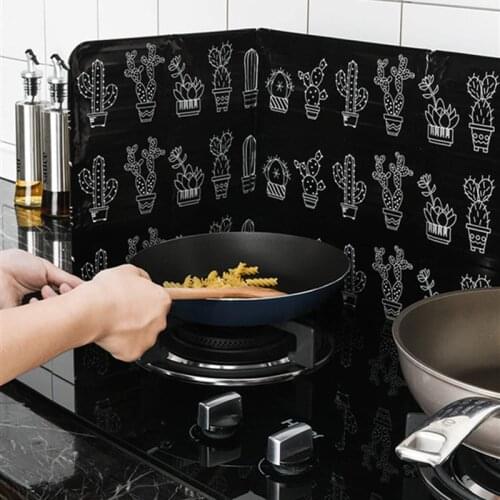 1pcs Kitchen Grease Aluminum Foil Insulation Block Oil Splash Board Plate Cooking Hot Baffle Board Foldable Kitchen Accessories