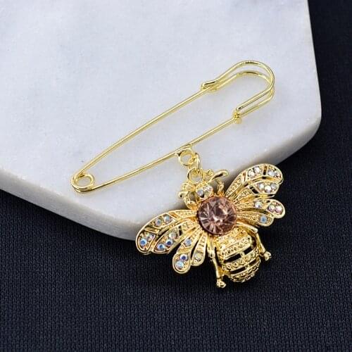 Baroque Bee Retro Brooch Pin Gold Metal Rhinestone Sweater Cardigan Clip Scarf Buckle Female Holiday Birthday Gift Accessories