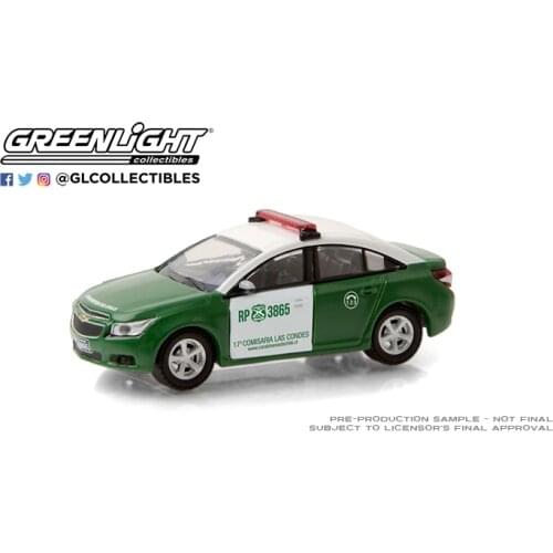 GreenLight 1:64 2013 Chevrolet Cruze Chile police car limited Collection diecast simulation model car toys