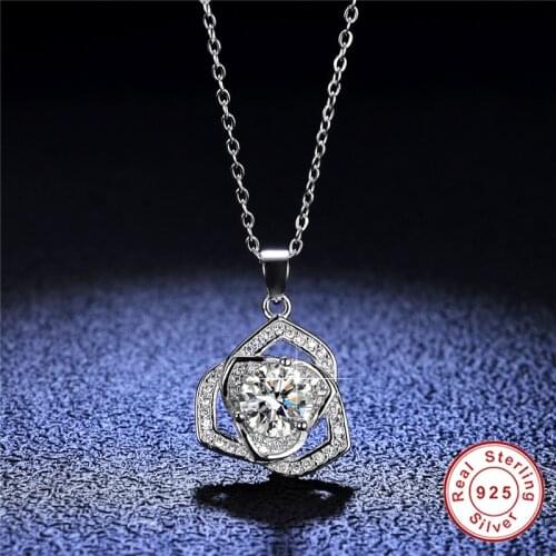 Geoki Women Luxury 925 Sterling Silver Perfect Cut 1 Ct Passed Diamond Test D Color VVS1 Moissanite Romantic Pendant Necklace