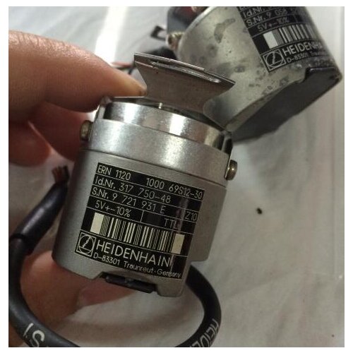 Encoder ERN 1120 1000 69S12-30 , Used one , 90% appearance new , 3 months warranty , fastly shipping
