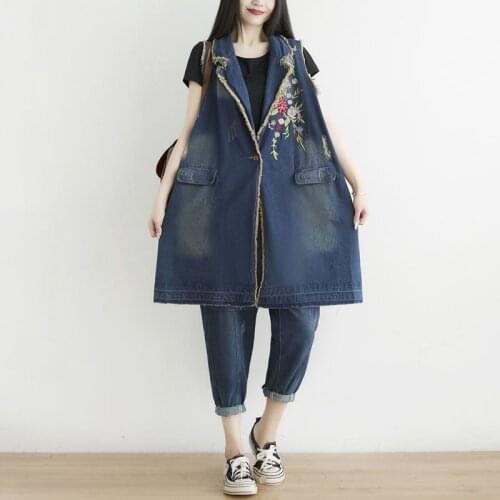 Female new autumn and beginning winter Korean style plus size M-long washed embroidered shirt collar with big pocket denim vest