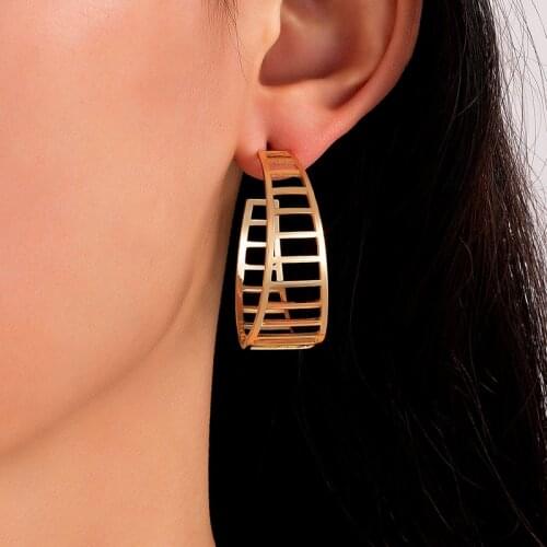 Tocona INS Fashion Hollow Geoemtry Gold Hoop Earrings for Women New Alloy Metal Party Jewelry Accessories Pendient 20140