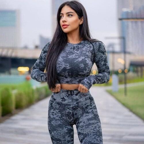 2021 Seamless Fitness Sports Long-sleeved Top High Waist Yoga Running Leggings Workout Suit Camouflage Gym Set Tracksuits