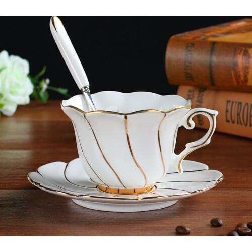 Bone Porcelain Coffee Cup Set British Style Ceramic Mugs Afternoon Cafe Household Black Tea Cup Four-pieces Coffeeware Sets
