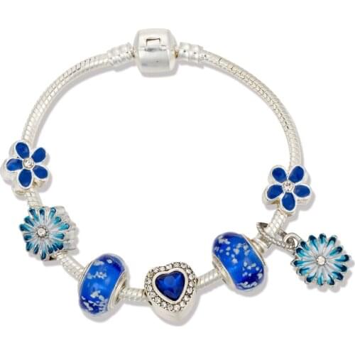VIOVIA 2020 New Arrival Beads of Color Blue Flowers Daisy Flowers Design Bracelets for Original Bracelet Gift for Women B20021