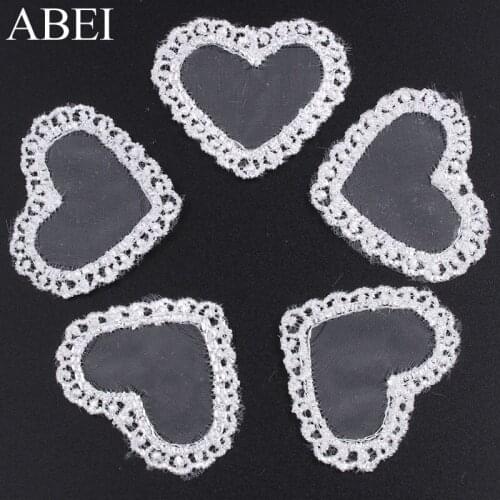 20pcs 4*5cm Embroidered Organza heart patch White Flower Appliques for Wedding Party Dress Scrapbook Sewing Clothes Accessory