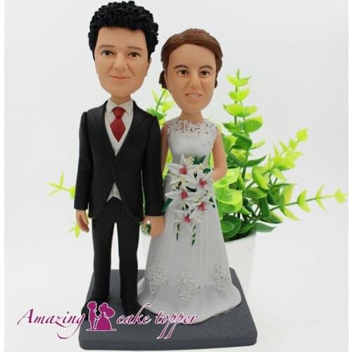 2019 AMAZING CAKE TOPPER Lily bouquet, simple wedding dress Toys Custom Polymer Clay Figure From Pictures