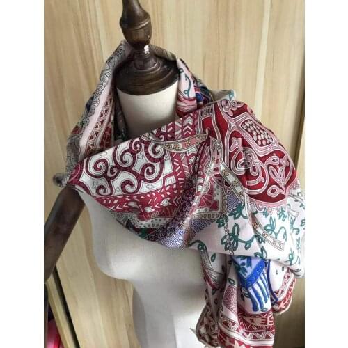 2020 new arrival autumn winter classic pink design 140*140 cm scarf 65% cashmere 35% silk scarf wrap for women lady girl