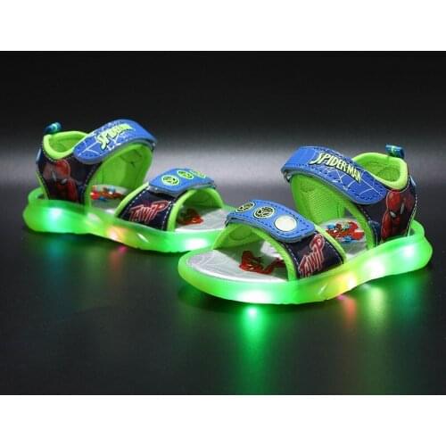 Fashion Cartoon Spoderman Lighting Kids Sneakers Lovely Cute 5 Stars Excellent Children Sandals Disney Girls Boys Toddlers