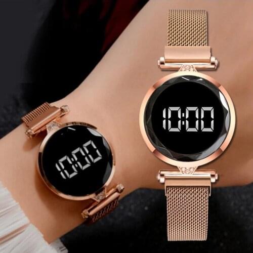 Fashion Korean version of simple luxury LED ladies magnetic bracelet sports electronic digital universal watch clock