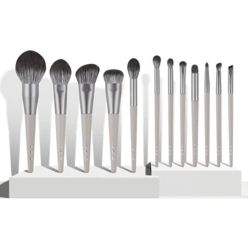 12pcs/set Synthetic hair Makeup brushes set Powder buffing eye shadow eyebrow blending brush foundation