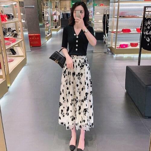 Women 2021 Summer New Fashion Two Piece Suits Female V-neck Knitted Pullover Tops Ladies High Waist Printed Mesh Skirts Sets M83