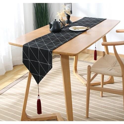 Black geometric modern table runner European style table cloth flag cabinet cover hotel bed runner party home decoration