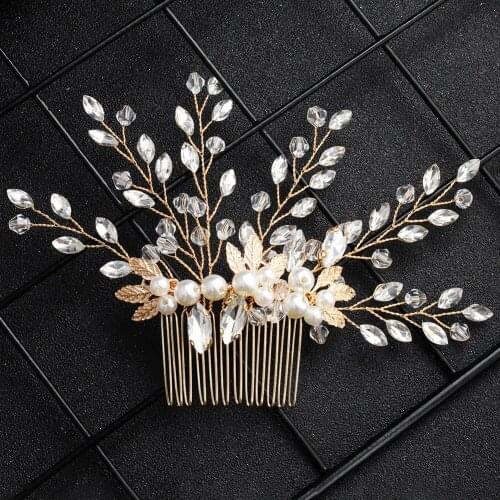 Popular European and American style manual hair comb inserted comb Alloy leaves dot the brides tiara